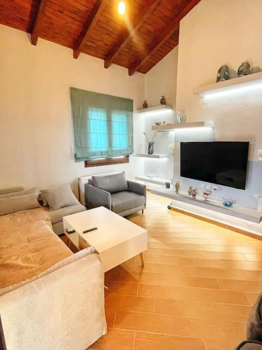 Kathiana Cozy Apartment ภายนอก รูปภาพ