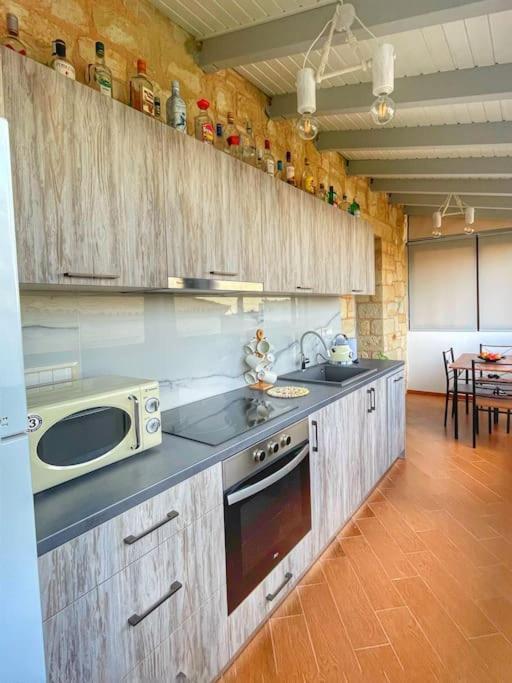 Kathiana Cozy Apartment ภายนอก รูปภาพ