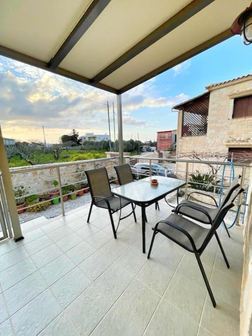 Kathiana Cozy Apartment ภายนอก รูปภาพ